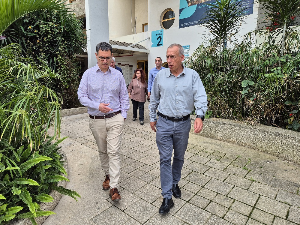 פרופסור נחמן אש ומשה בר סימן טוב